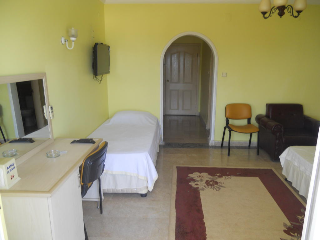 Baris Hotel Erdemli Buitenkant foto
