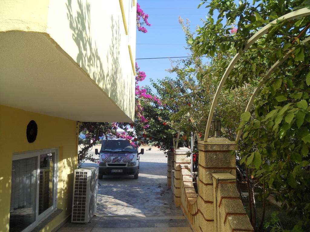 Baris Hotel Erdemli Buitenkant foto